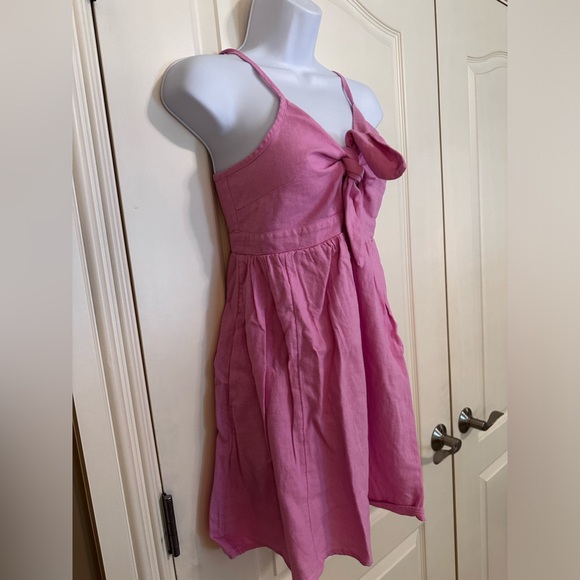 Old Navy Pink Fit & Flare Smocked Tie Front Linen Blend Sundress- Medium Petite - Picture 2 of 10